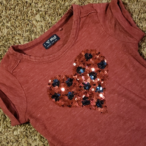 next Other - 4/$12 Heart top